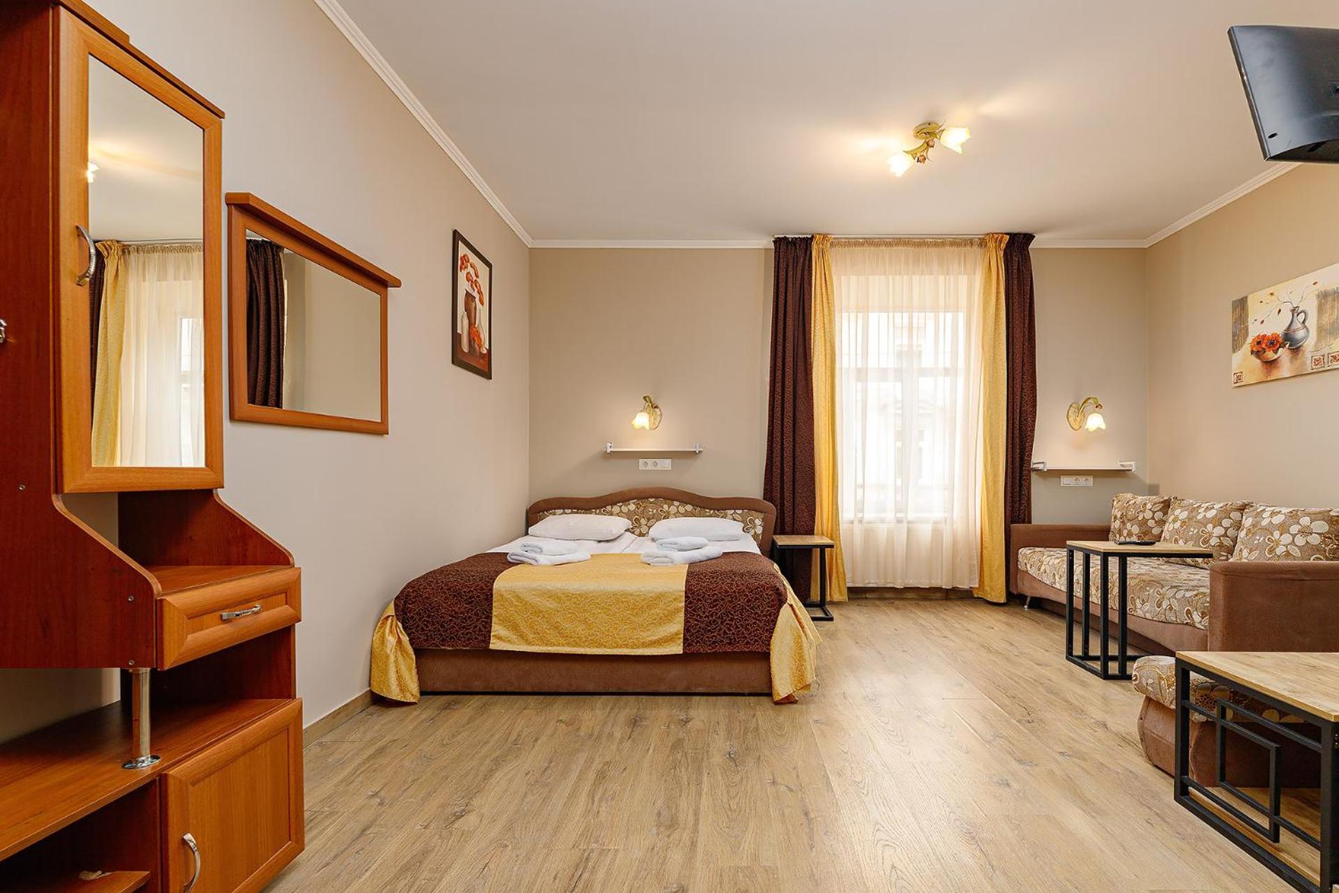 Hotel Kaiser Econom Lviv Extérieur photo