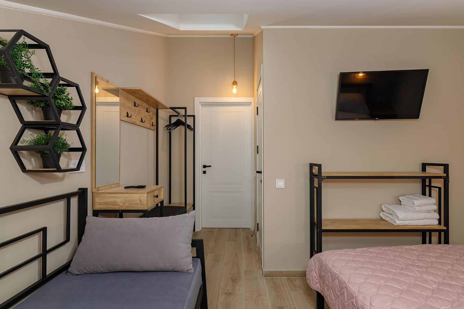 Hotel Kaiser Econom Lviv Extérieur photo