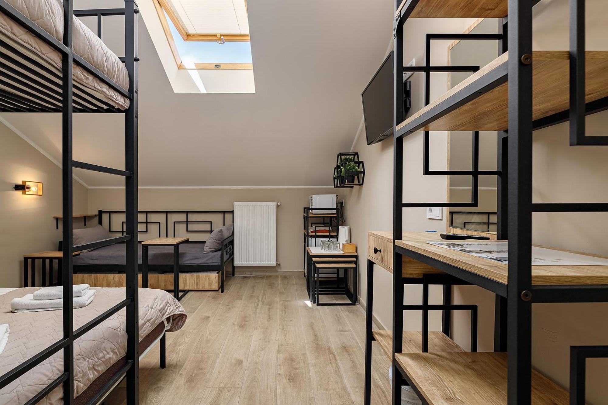 Hotel Kaiser Econom Lviv Chambre photo