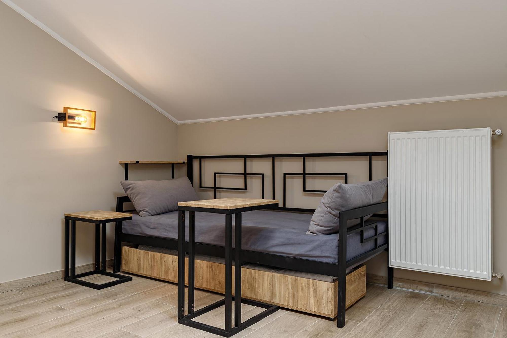 Hotel Kaiser Econom Lviv Chambre photo