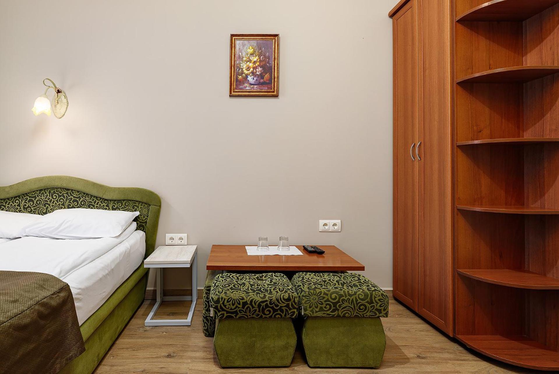 Hotel Kaiser Econom Lviv Chambre photo